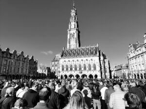 Rassemblements en hommage à Dominique Bernard, Arras