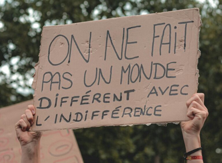 Un mai de luttes